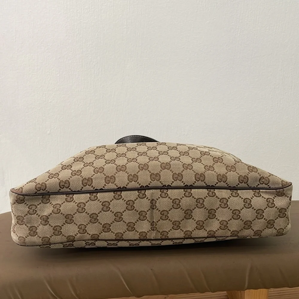 Vintage Gucci Monogram Handbag - Picture 6 of 16